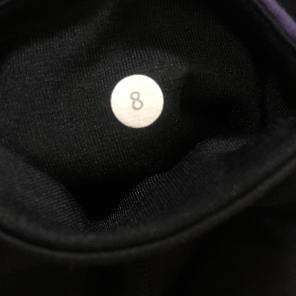 Lululemon Reversible Leggings - Picture 6 of 6